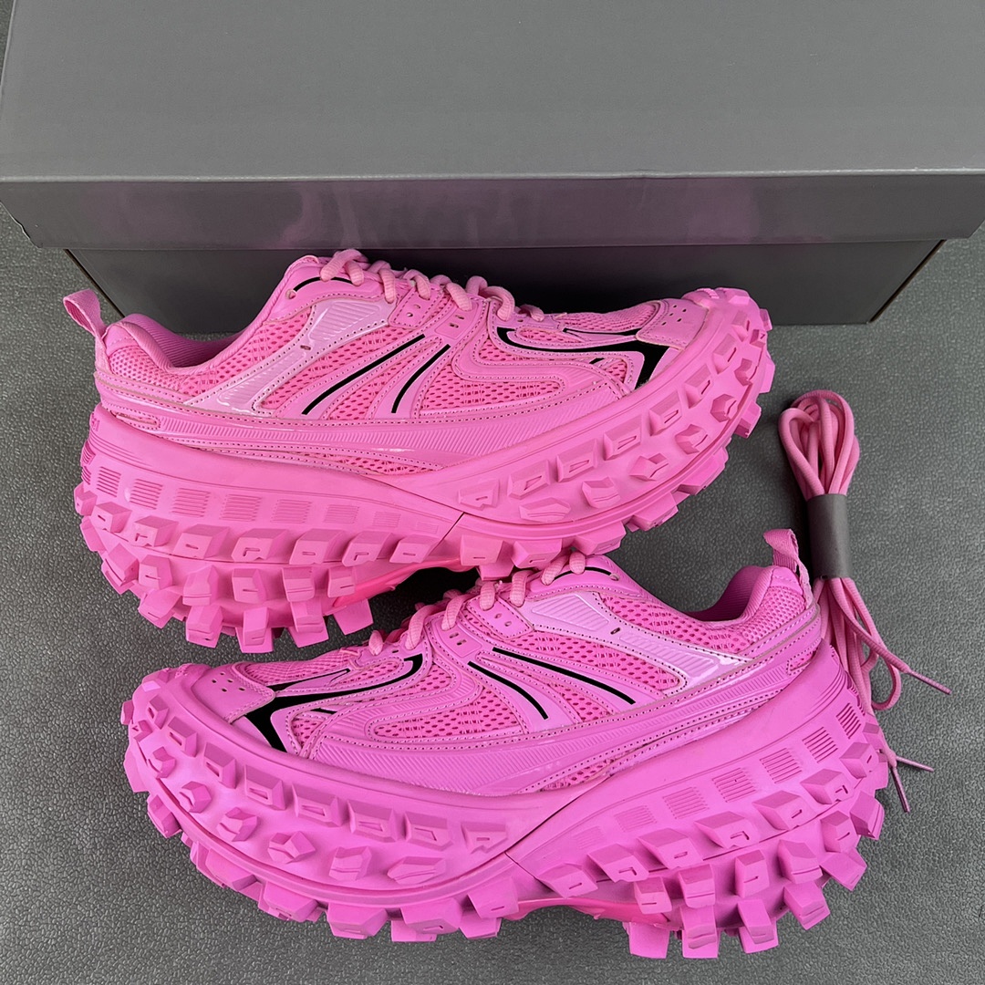 Balenciaga Defender - Image 59