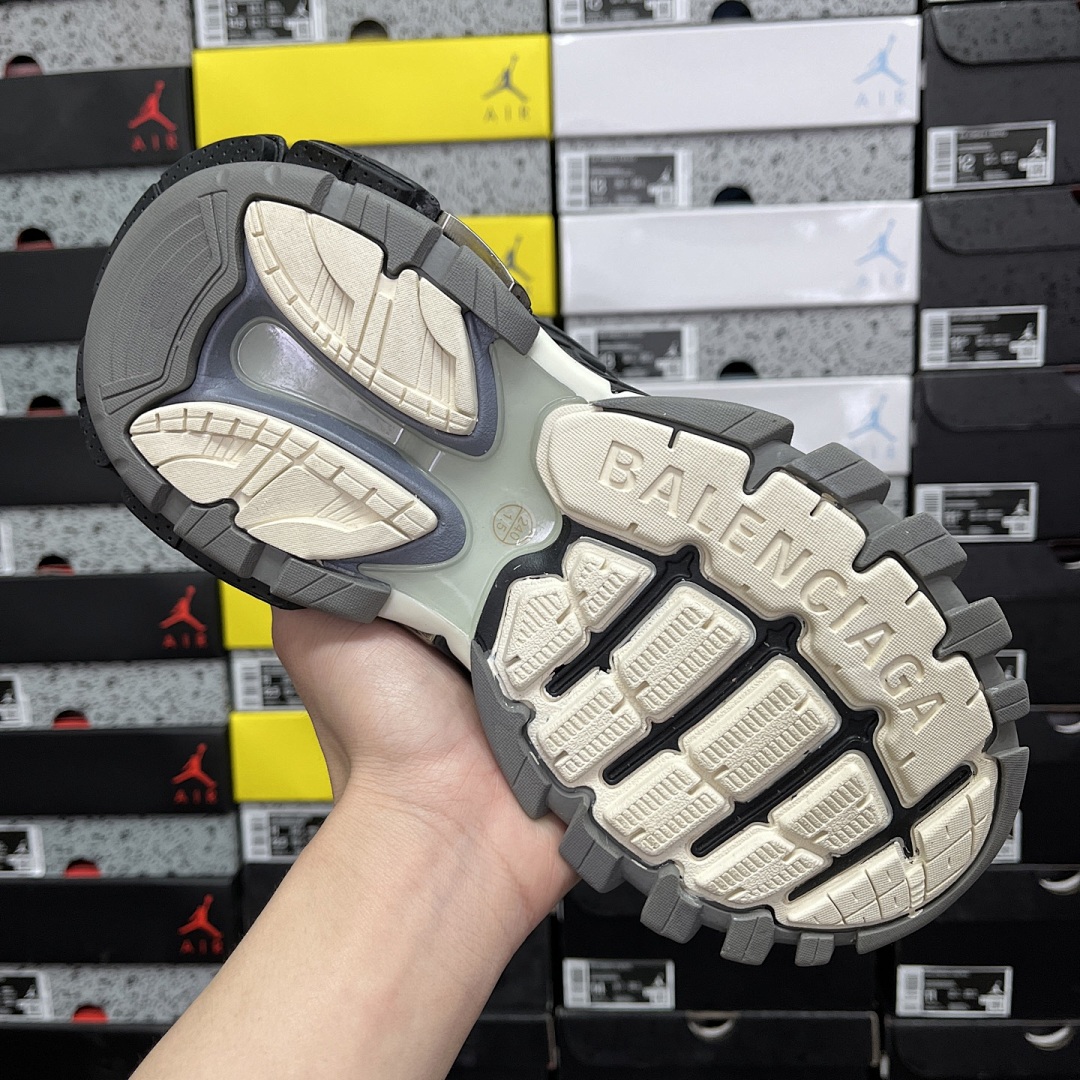 Balenciaga Track 2.0 - Image 79