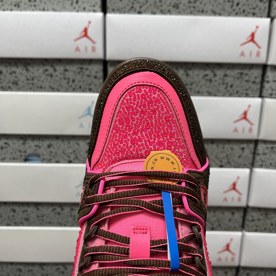 Louis Vuitton Trainer - Image 6