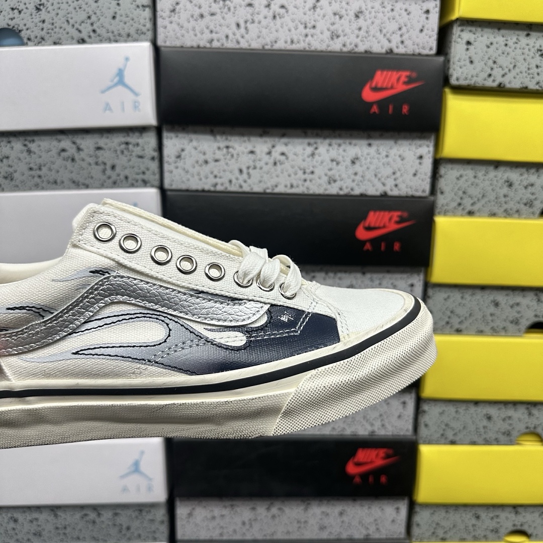 Vans LX Old Skool Archive Flame White V - Image 7