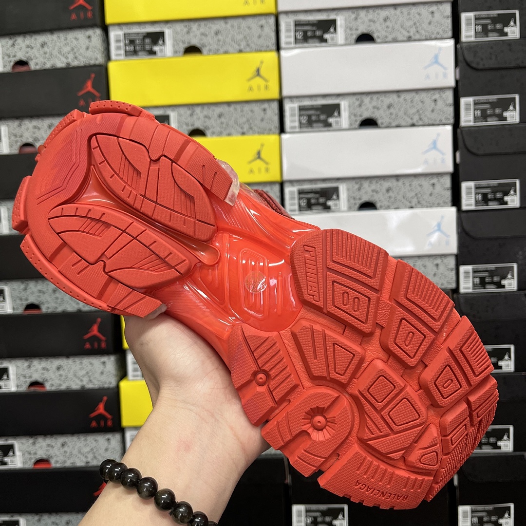 Balenciaga BLCG Runner 7.0 - Image 8