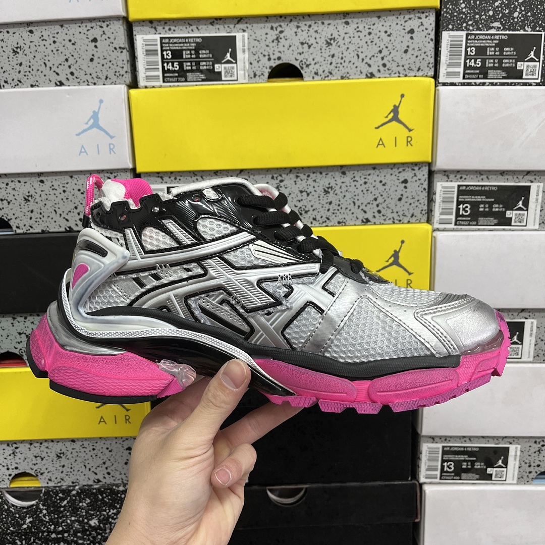 Balenciaga BLCG Runner 7.0 - Image 8