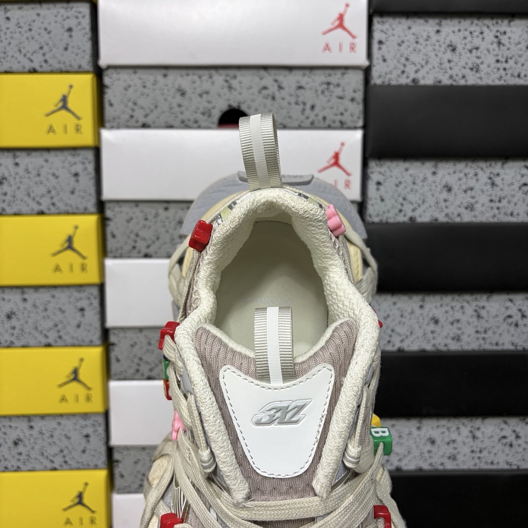 Balenciaga 3XL - Image 8