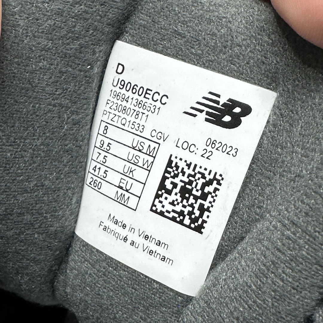 New Balance 9060 - Image 4
