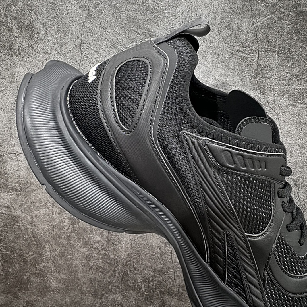 Balenciaga Circuit - Image 44