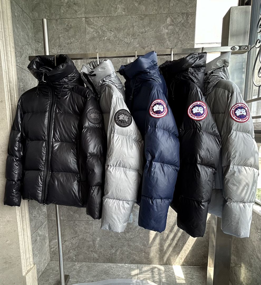 Canada Goose Crofton Puffer Jacket - Image 8