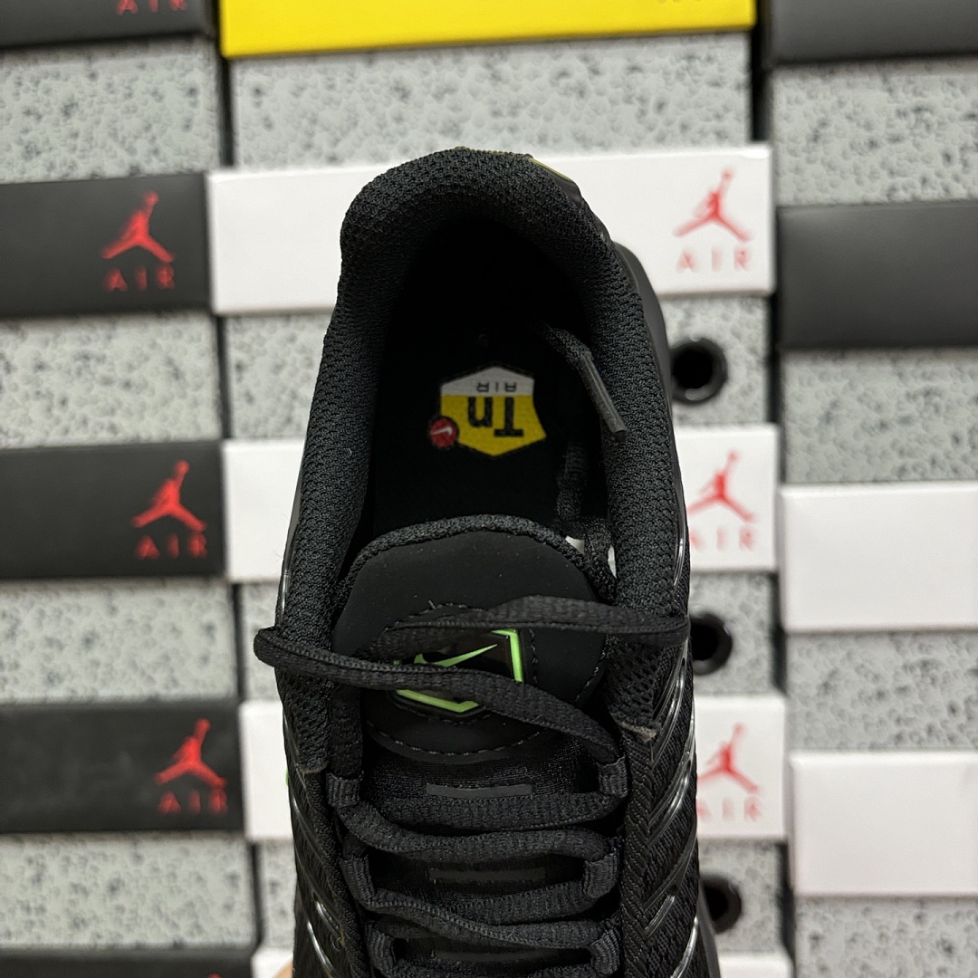 Nike Air Max Plus Black Green Strike - Image 8