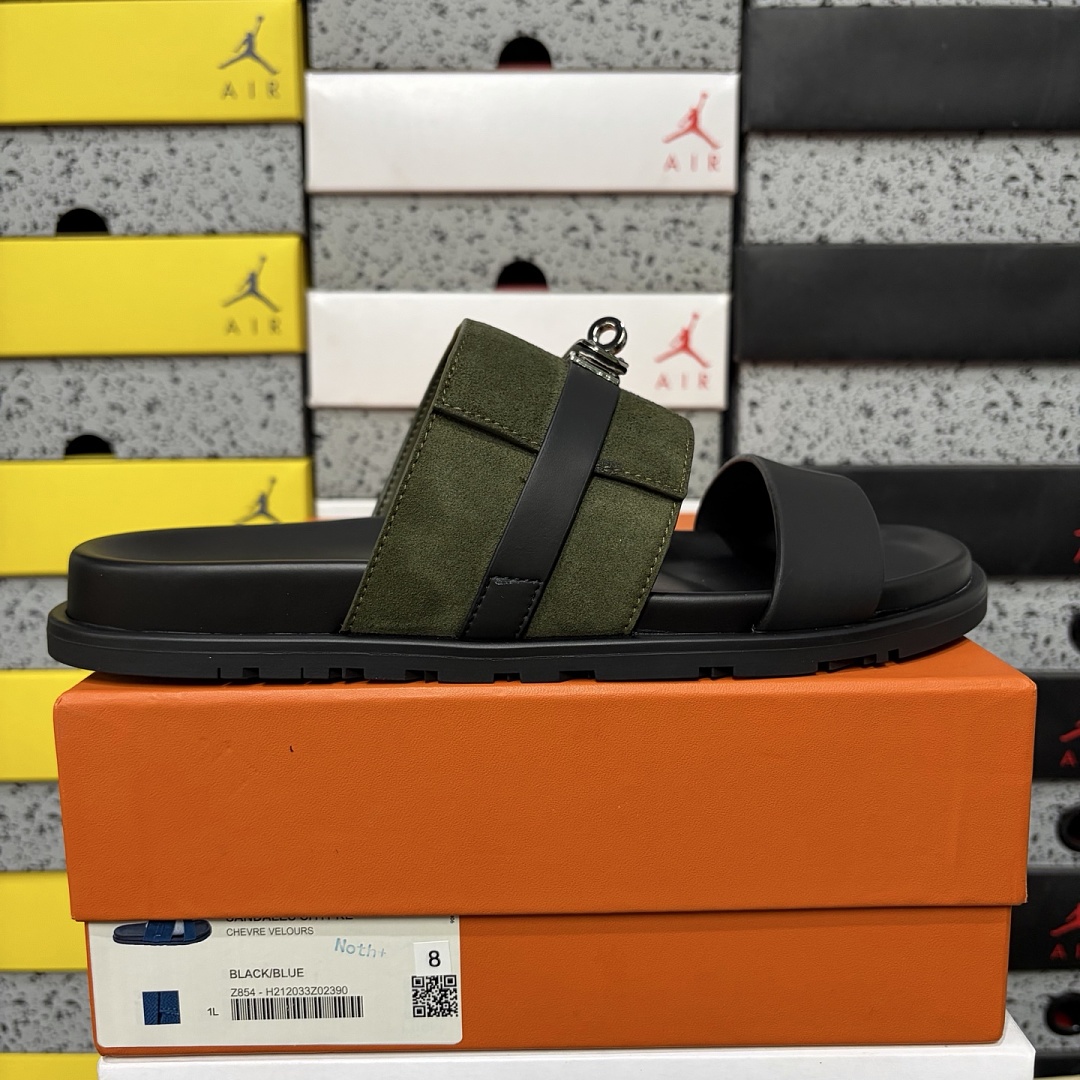 Hermes Chypre Sandal Military Green Buckle