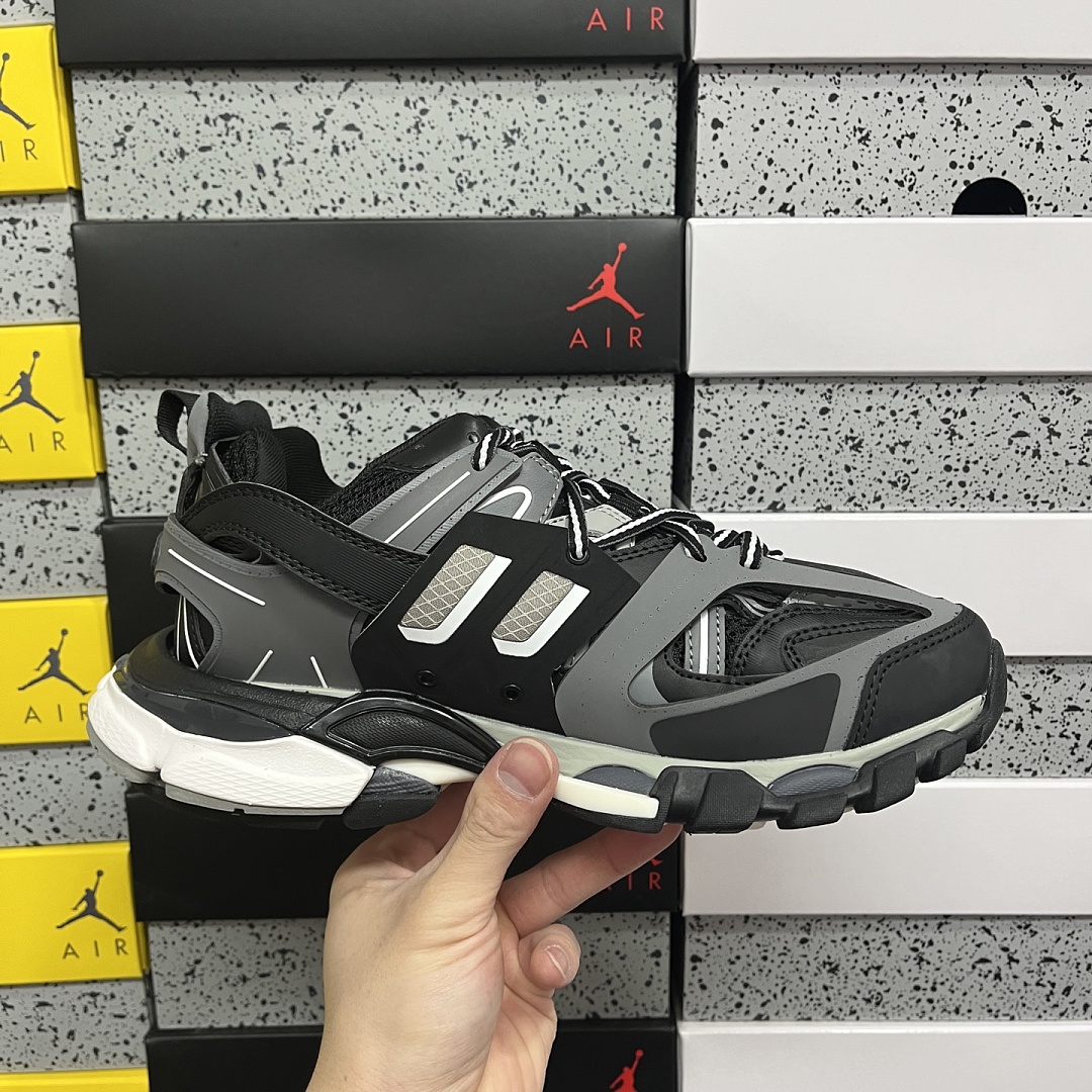 Balenciaga Track - Image 7