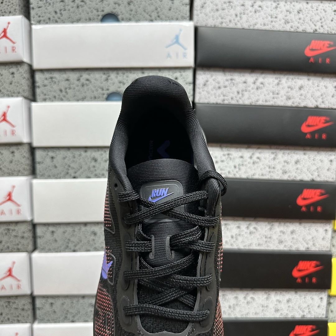 Nike Vomero Premium Black Sapphire Rose - Image 5