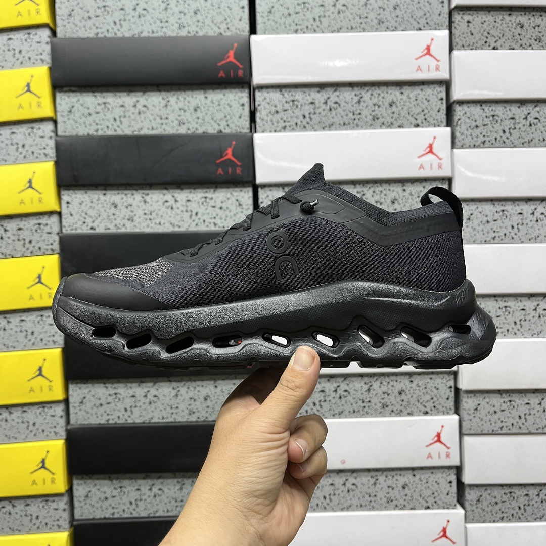 On Running Cloudsoma (Black) - Image 10