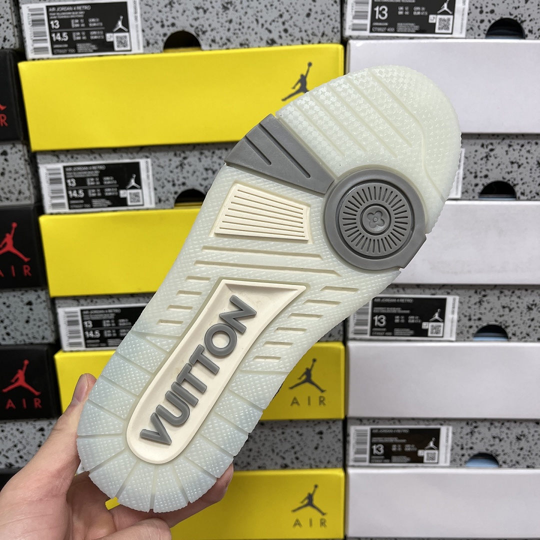 Louis Vuitton Trainer 1-10 - Image 5