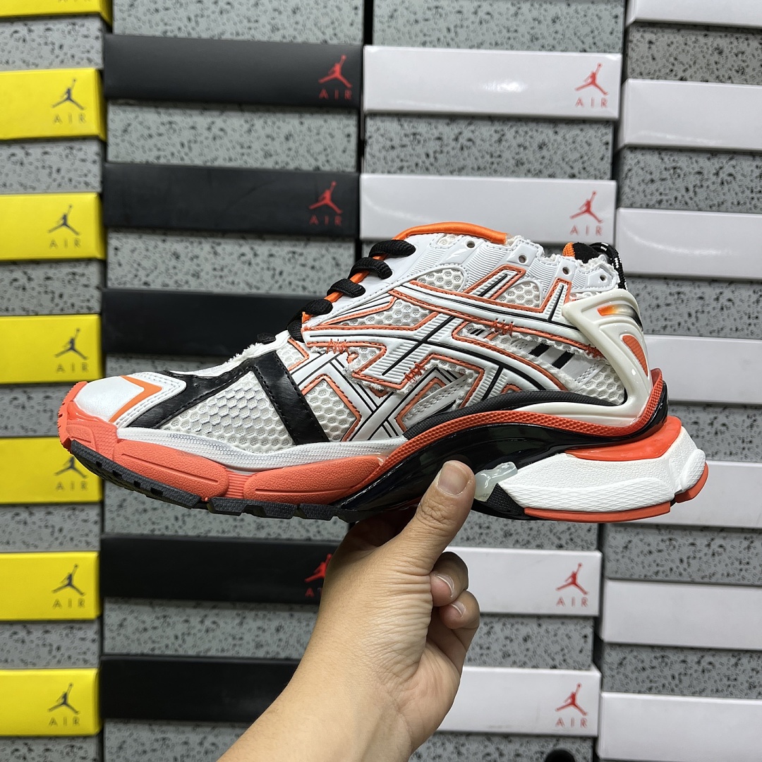 Balenciaga BLCG Runner - Image 75