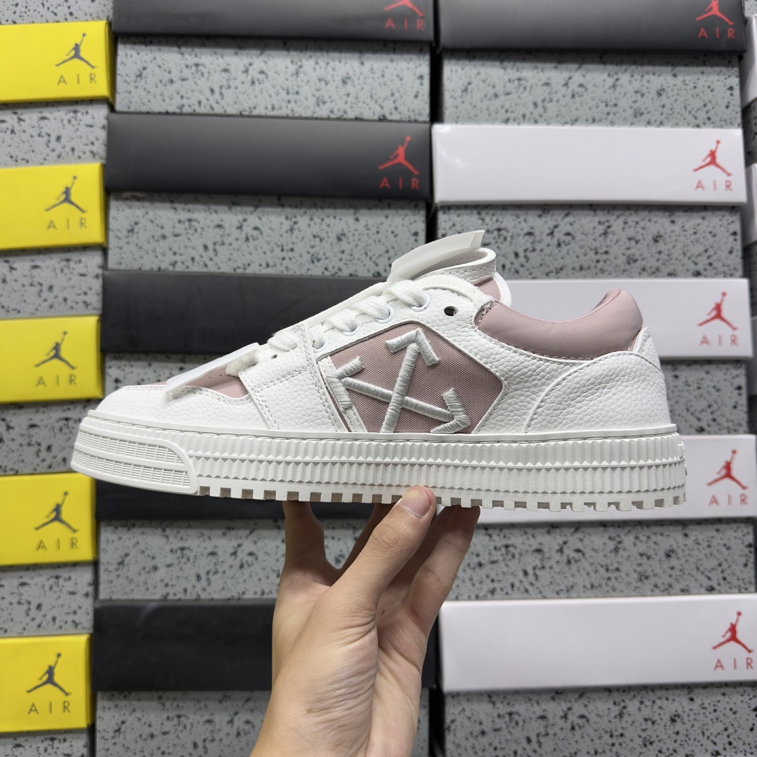 Off-White 3.0 Off Court Low - Image 8