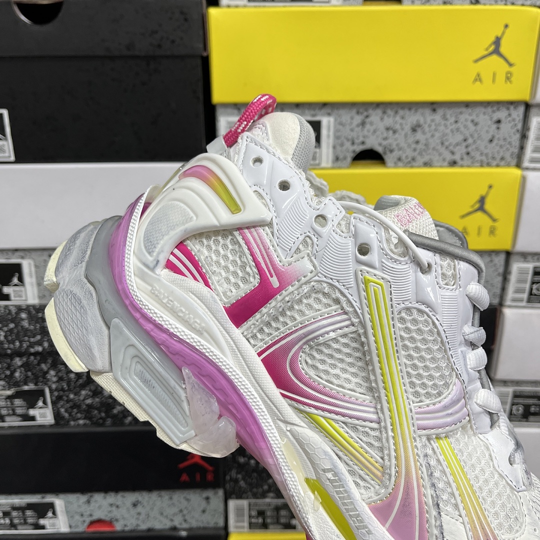 Balenciaga BLCG Runner 7.5 - Image 6