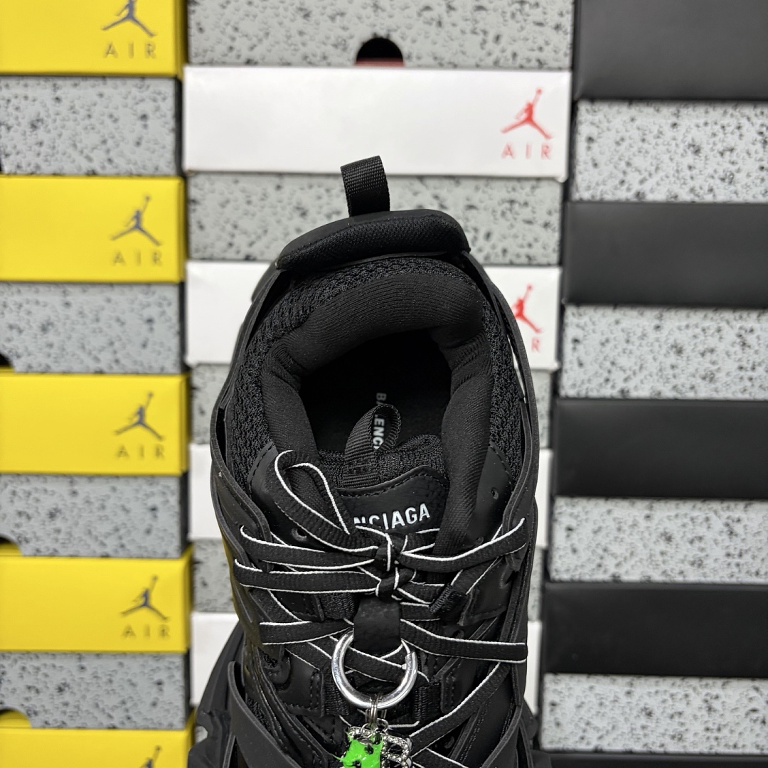Balenciaga Track - Image 3
