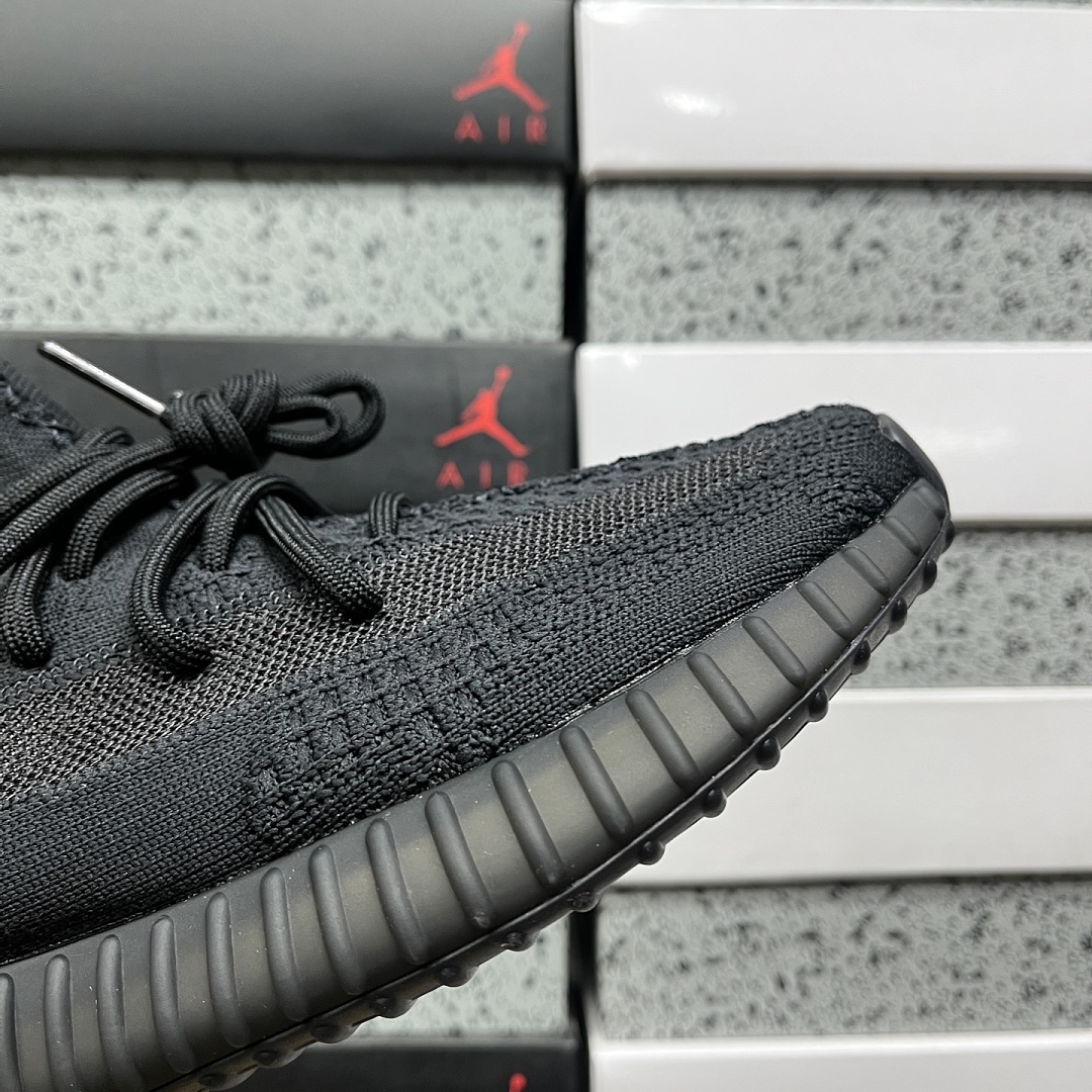 Adidas Yeezy Boost 350 V2 Onyx - Image 9