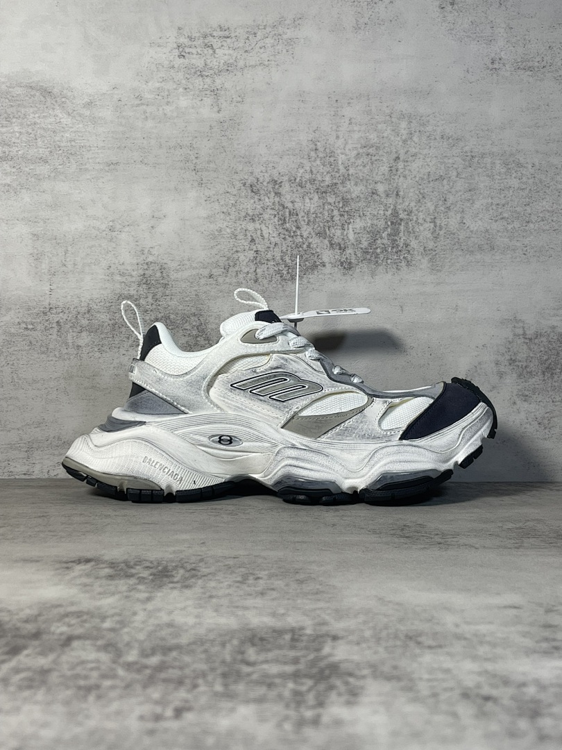 Balenciaga Cargo - Image 99
