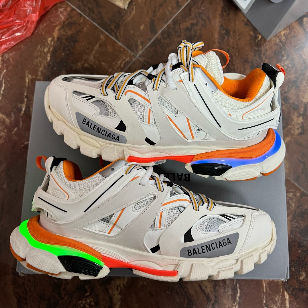 Balenciaga Track White Orange LED - Image 10