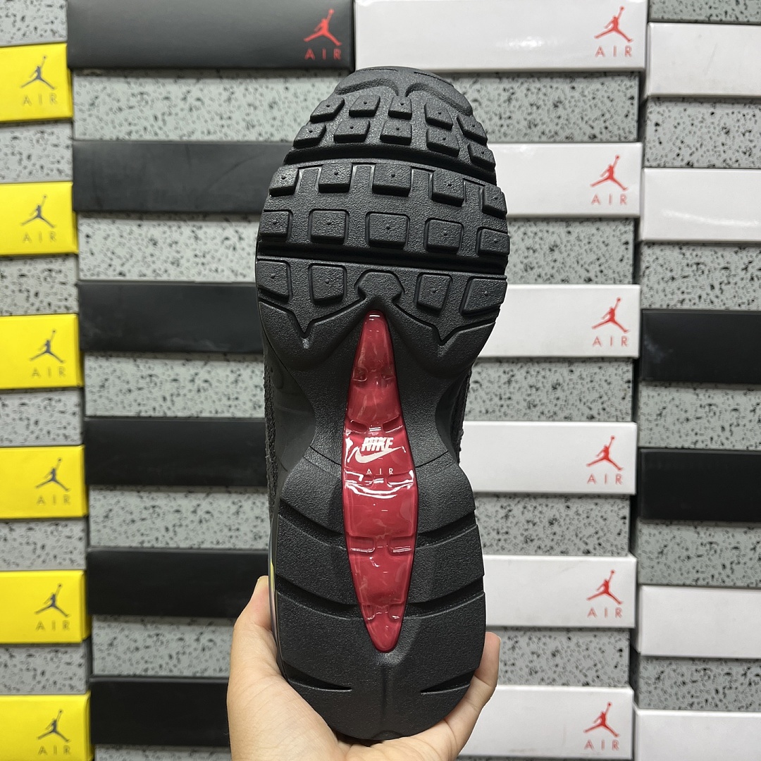 Nike Air Max 95 OG (Black) - Image 4