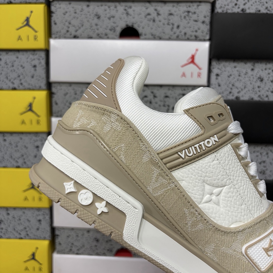 Louis Vuitton Trainer - Image 3