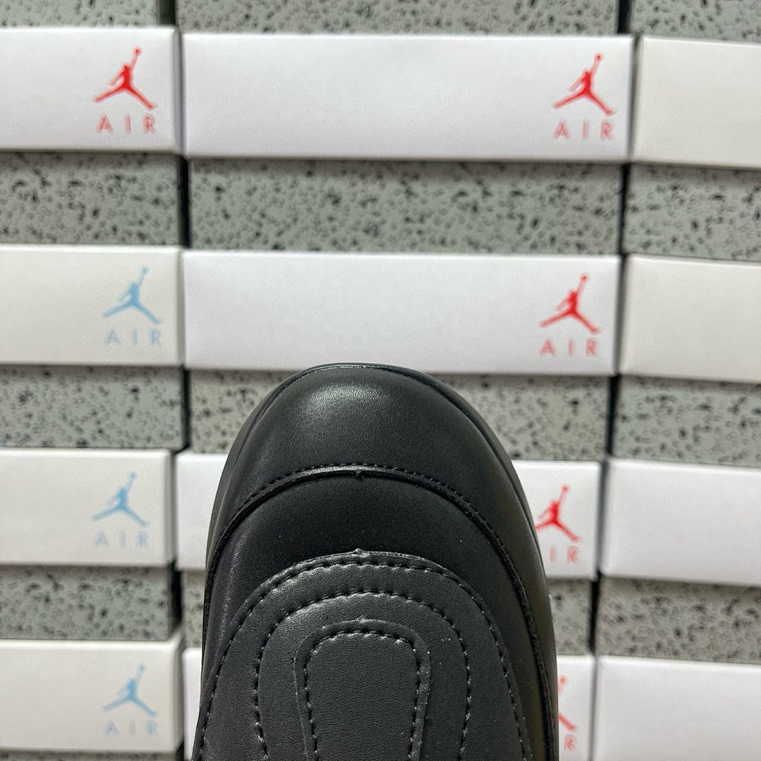 On Running Raf Simons Low Top (Black ANTEI) - Image 7