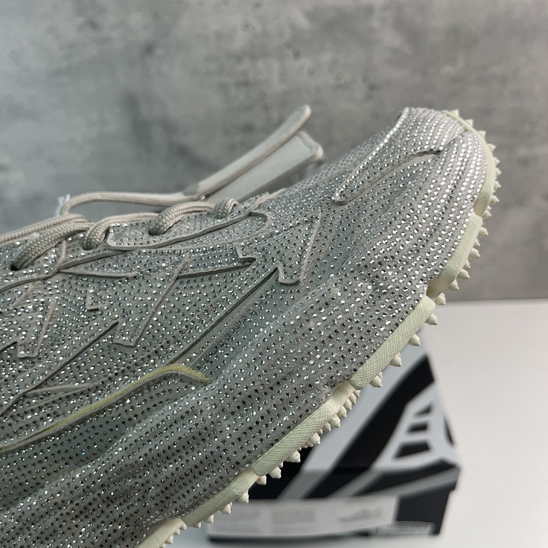 Off-White Be Right Back - Image 8