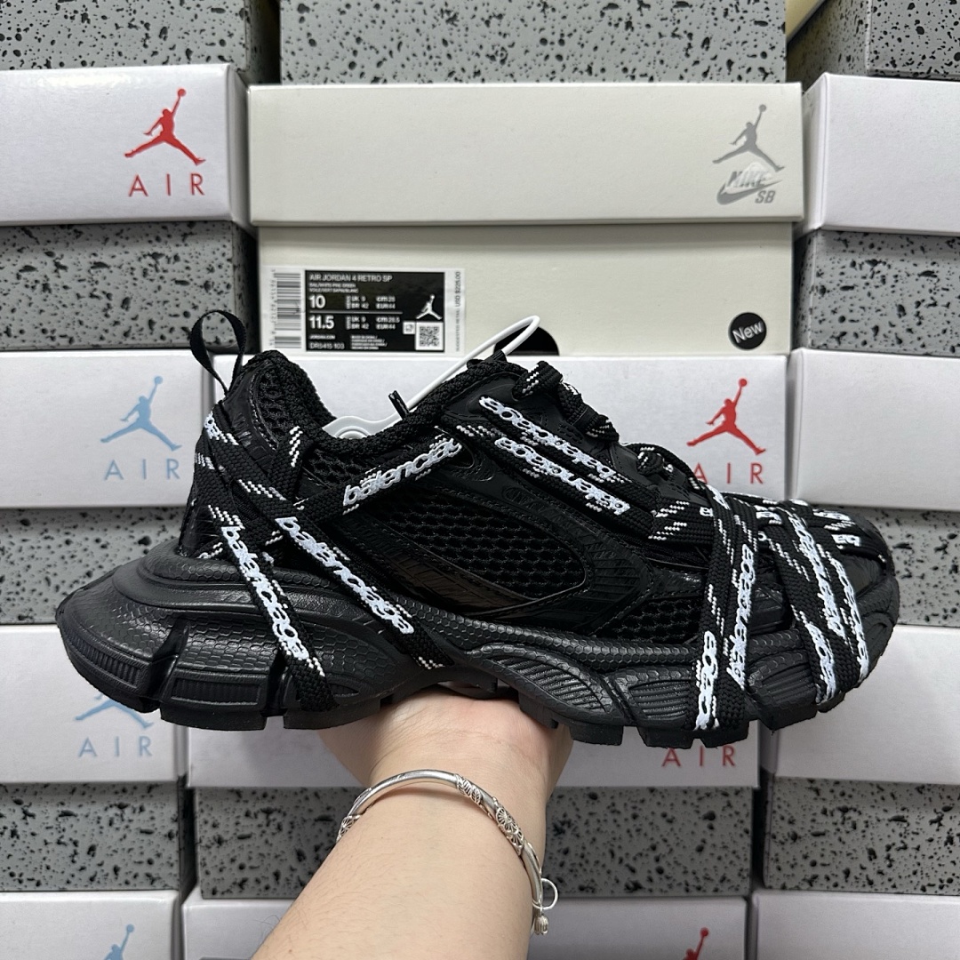 Balenciaga 3XL Extreme Lace 9110 Triple Black Straps (Mid Stripe) - Image 8