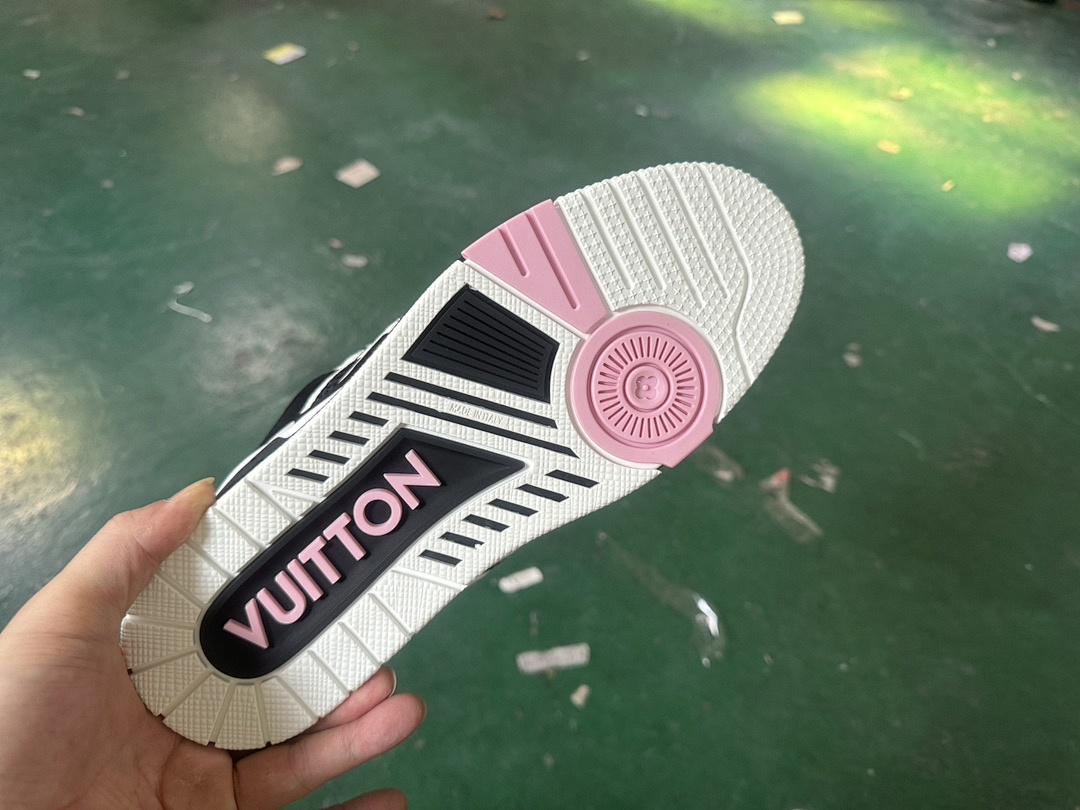 Louis Vuitton LV SkateBlack Sports Shoes - Image 2