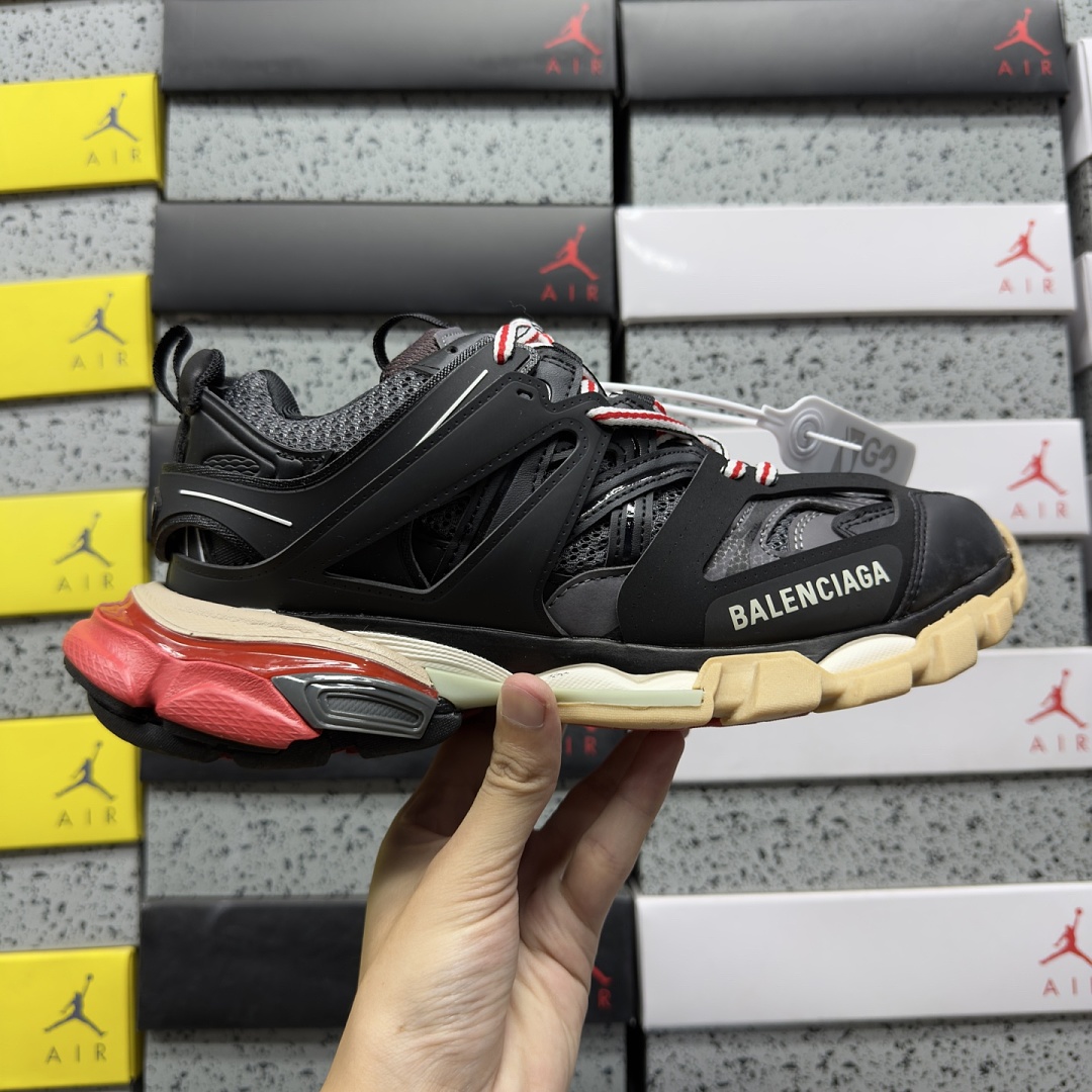 Balenciaga BLCG Track 4162 (Black Red) - Image 3