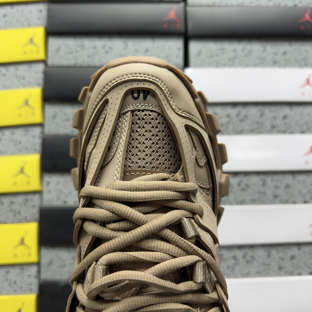 Balenciaga BLCG Track 9059 (Brown) - Image 2