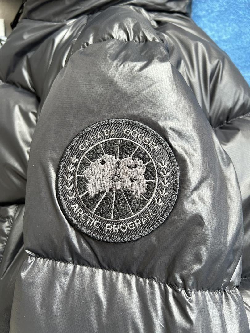 Canada Goose Crofton Puffer Jacket - Image 50