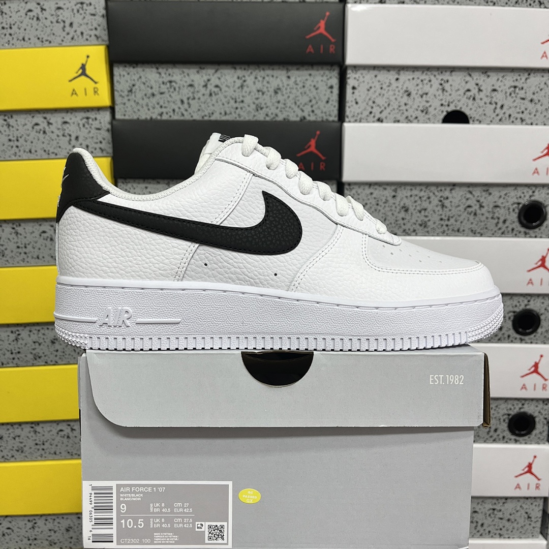 Nike Air Force 1 Low '07 White Black Pebbled Leathe