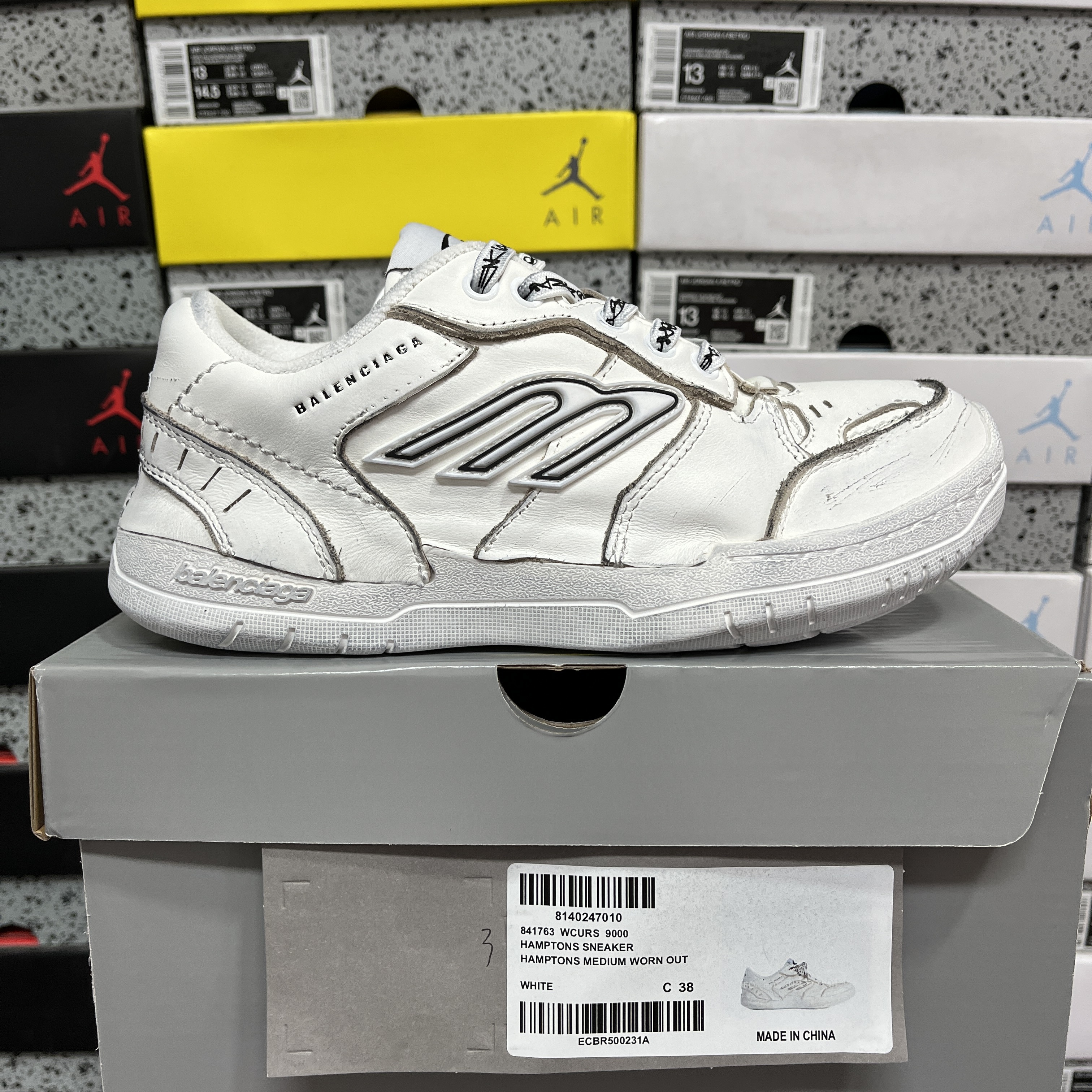 Balenciaga Hamptons Sneakers - Image 12