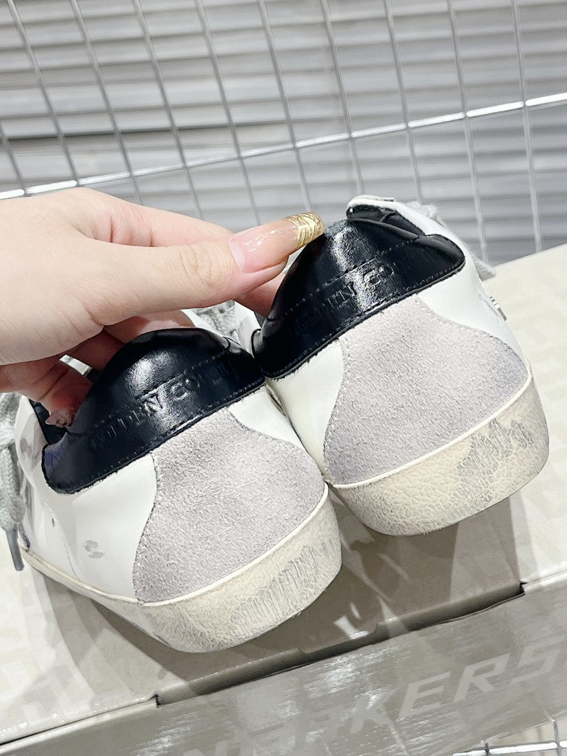 Golden Goose Deluxe Brand 23 - Image 3