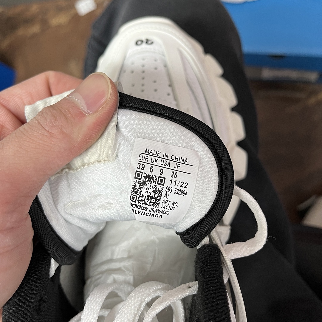 Balenciaga BLCG Track - Image 10