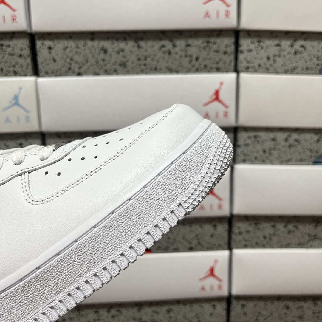 Nike Air Force 1 Low Supreme (White) - Image 2