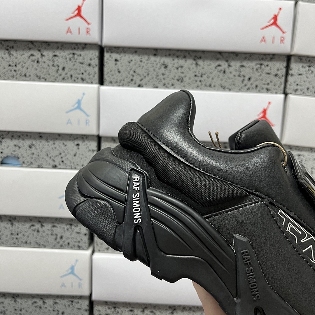 On Running Raf Simons Low Top (Black ANTEI) - Image 7