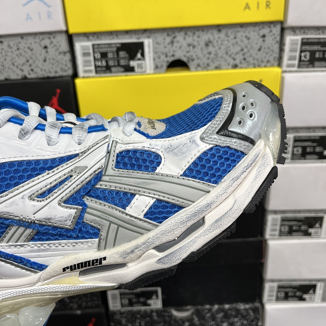 Balenciaga BLCG Runner 7.0 - Image 9
