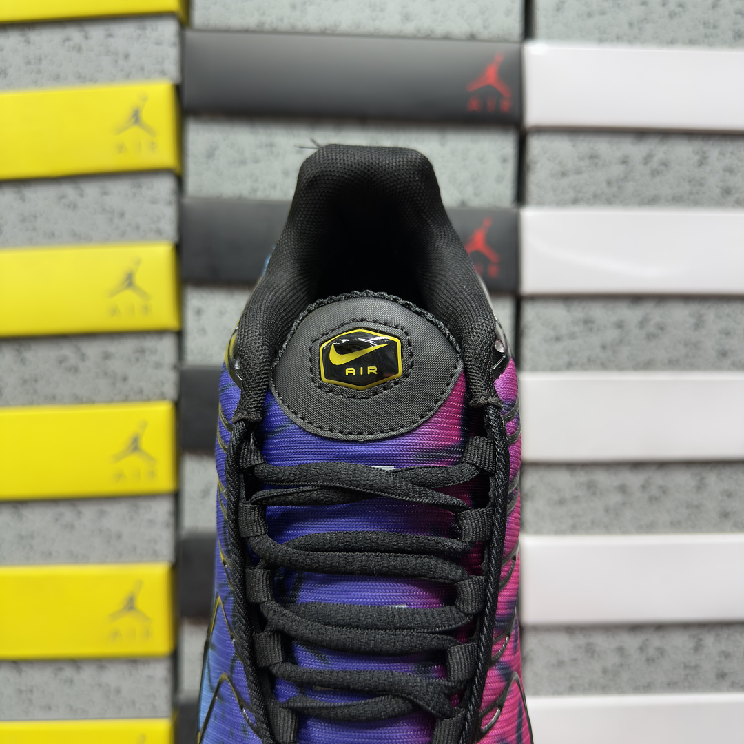 Nike Air Max Plus - Image 7