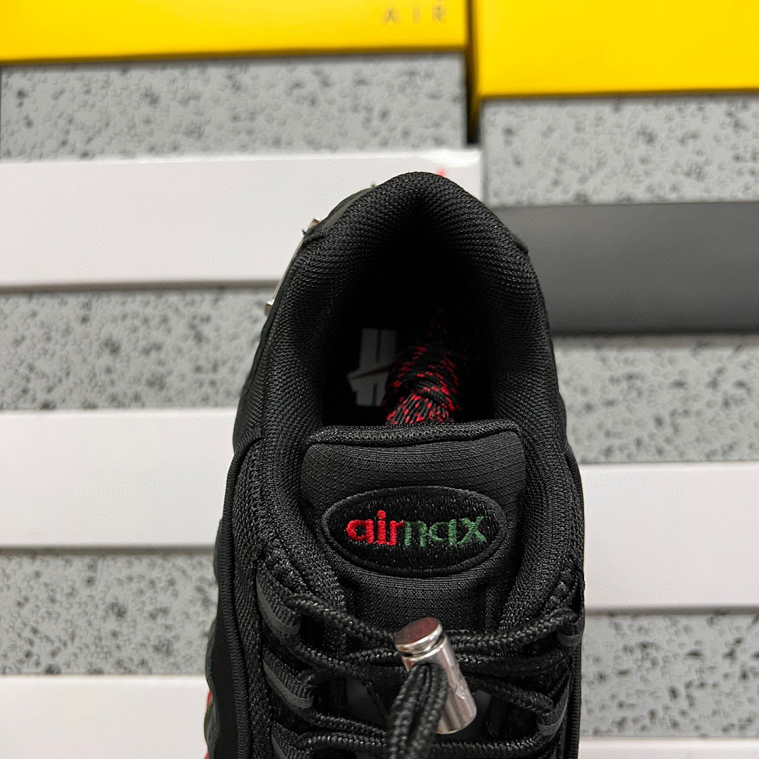 Nike Air Max 95 SP Undefeated (Black) - Image 7