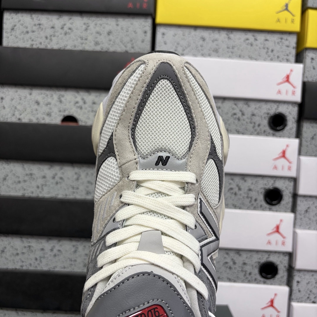 New Balance 9060 - Image 2