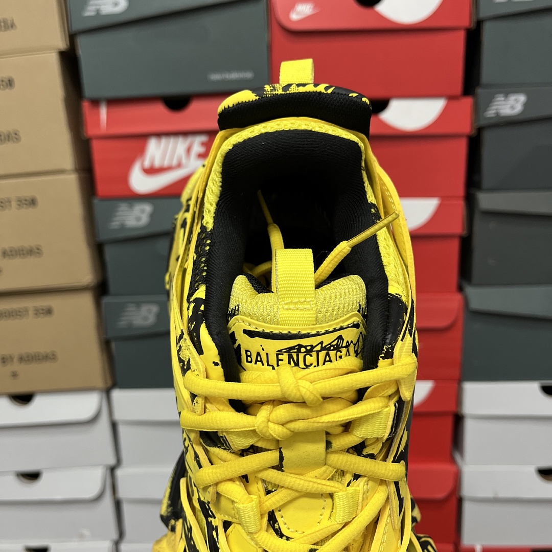 Balenciaga BLCG Track - Image 10