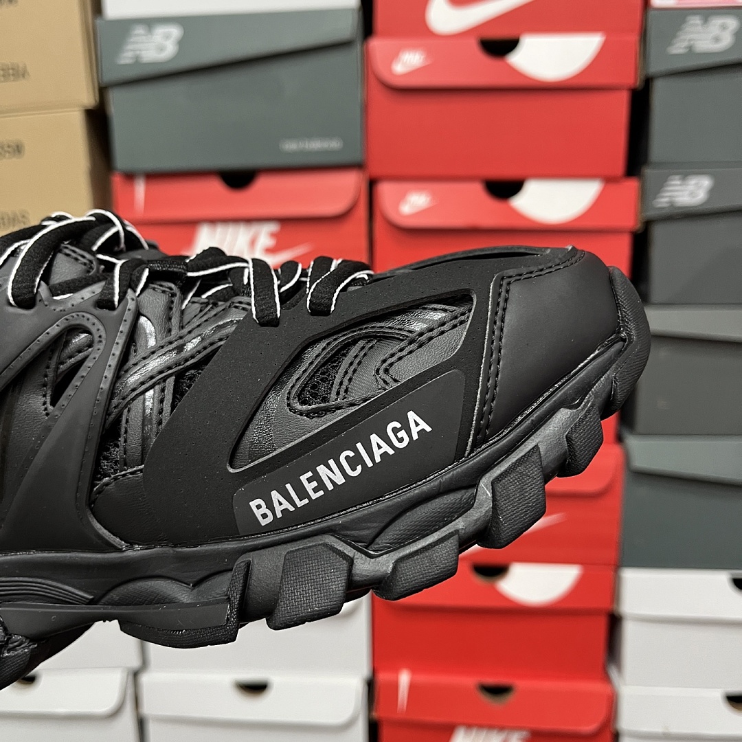 Balenciaga BLCG Track - Image 2