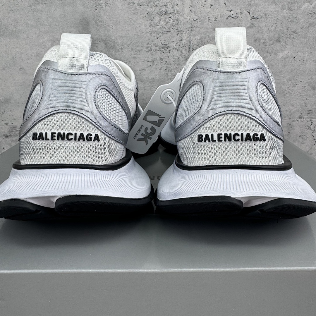 Balenciaga Circuit - Image 10