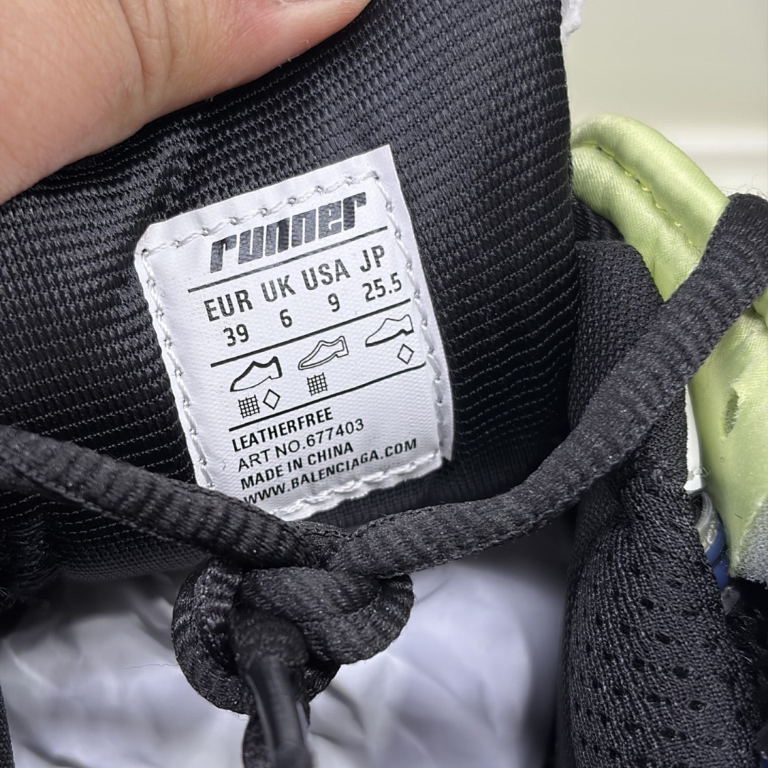 Balenciaga BLCG Runner7.0 - Image 92