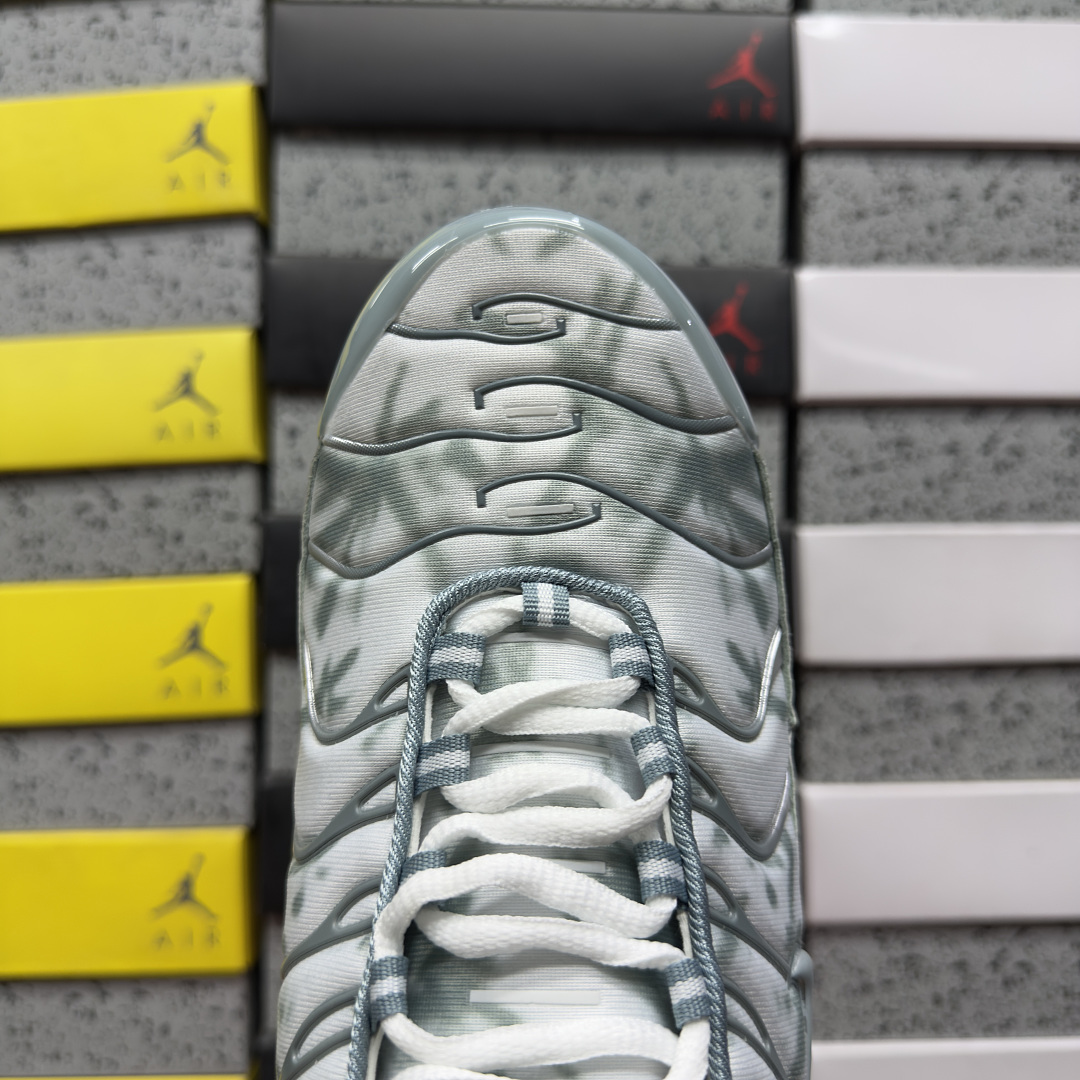 Nike Air Max Plus Origins Waterway - Image 4