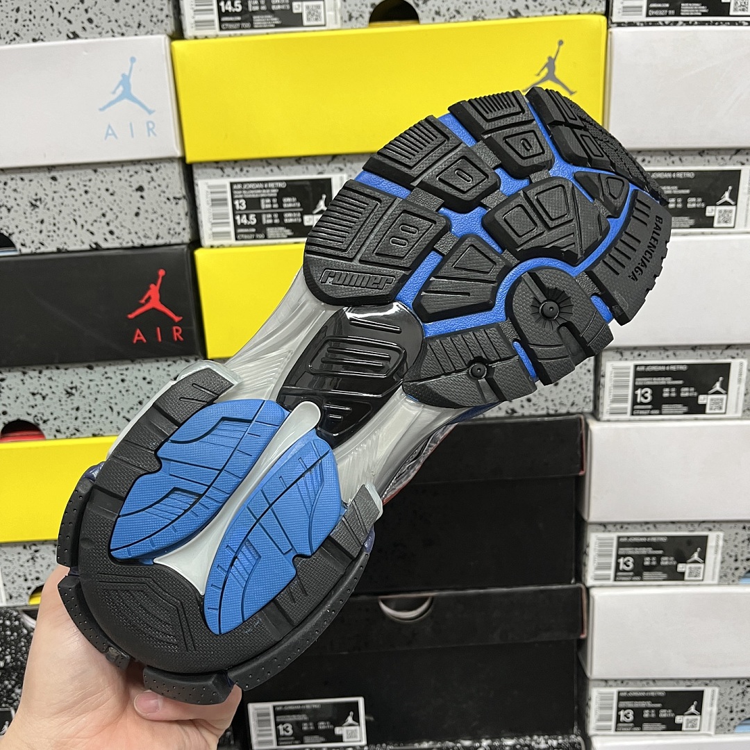 Balenciaga BLCG Runner 7.0 - Image 4