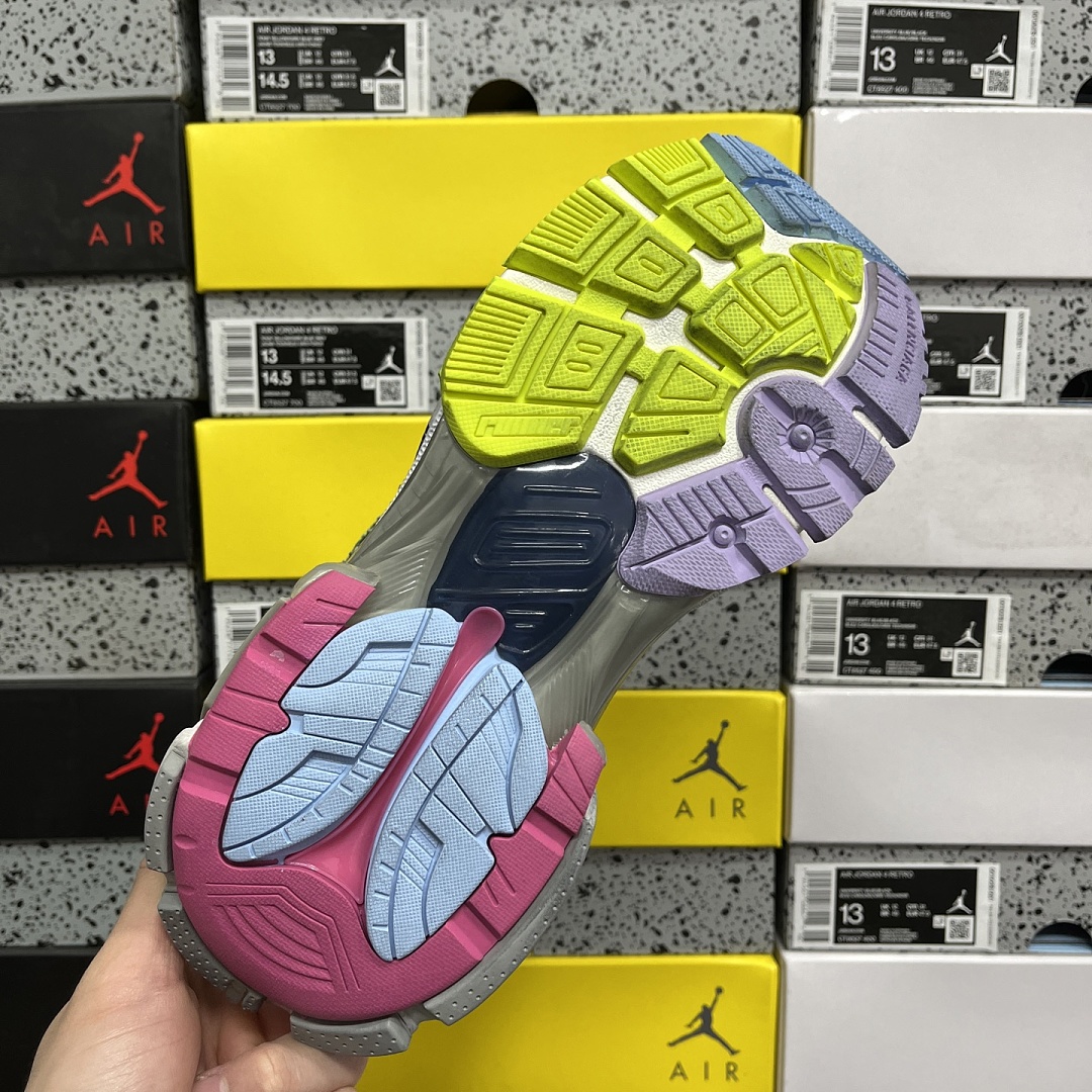 Balenciaga BLCG Runner 7.5 - Image 7