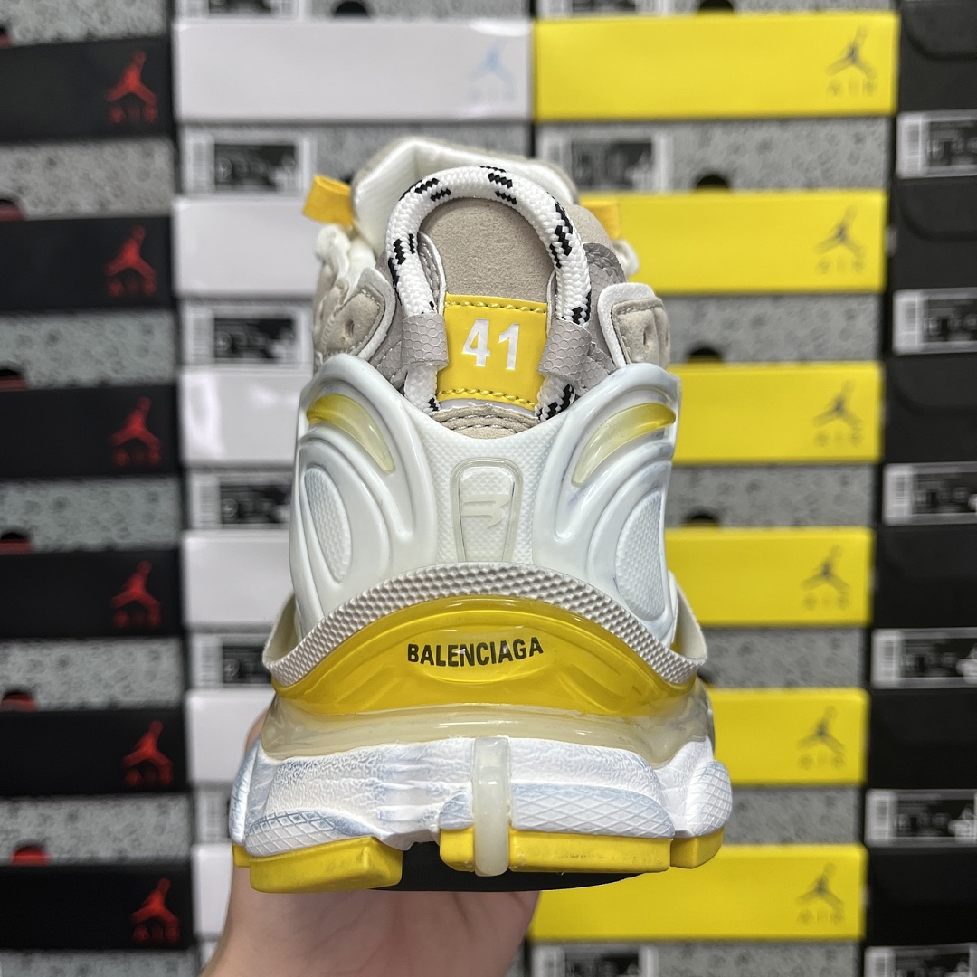 Balenciaga BLCG Runner 7.5 - Image 10